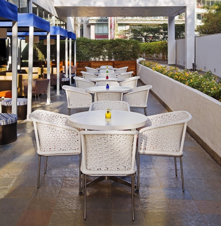 Imagen del bar/restaurante del Hotel The Park, Bangalore. Foto 4