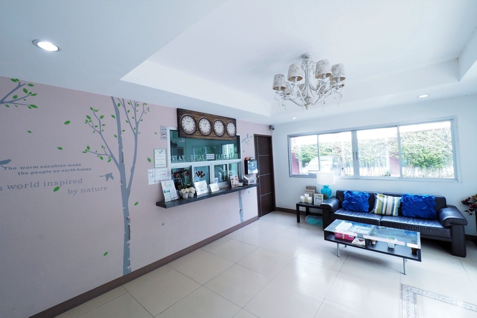 Imagen de los interiores del Hotel The Park Bangyai Residence. Foto 18