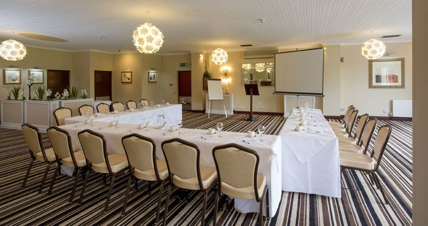 Imagen del bar/restaurante del Hotel The Park, Barnstaple. Foto 5