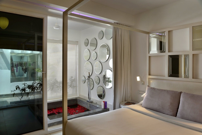 Imagen de la habitación del Hotel The Park Calangute Goa. Foto 5