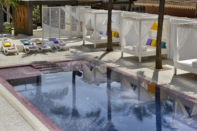 Imagen de la piscina del Hotel The Park Calangute Goa. Foto 15