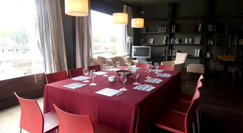 Imagen general del Hotel The Park Derio. Foto 10