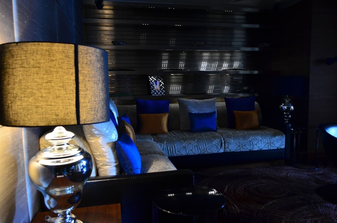 Imagen de los interiores del Hotel The Park Hyderabad. Foto 11