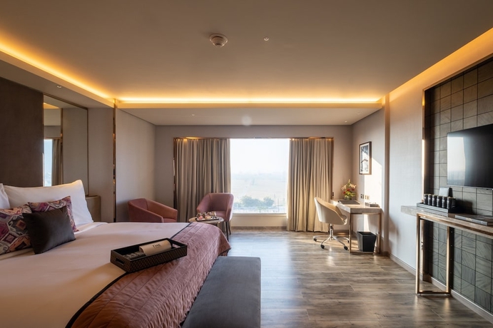 Imagen de la habitación del Hotel The Park Indore. Foto 9