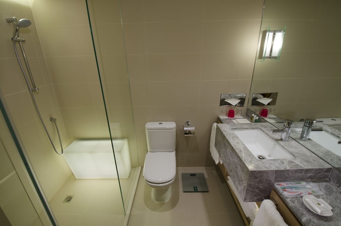 Imagen de la habitación del Hotel The Park Lane Hong Kong. Foto 9