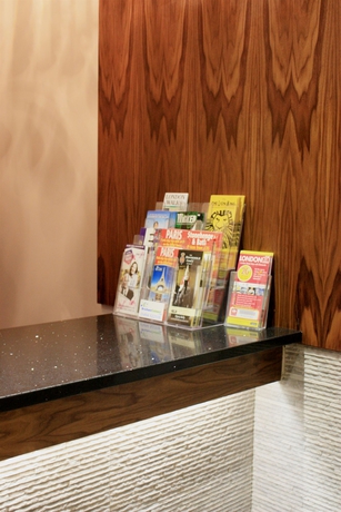 Imagen de los interiores del Hotel The Park, Londres. Foto 15