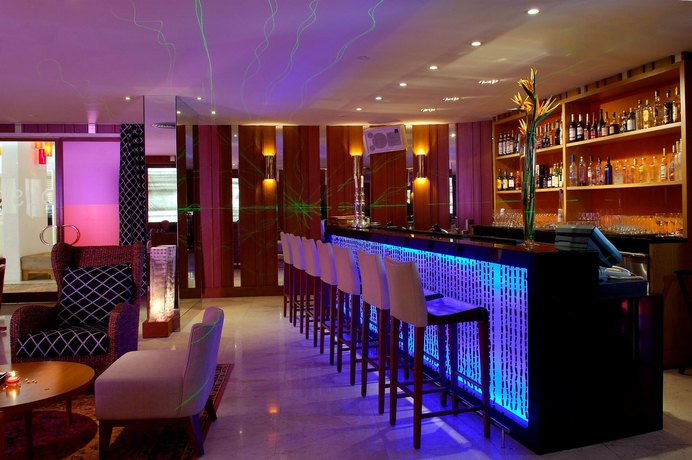 Imagen del bar/restaurante del Hotel The Park Navi Mumbai. Foto 2