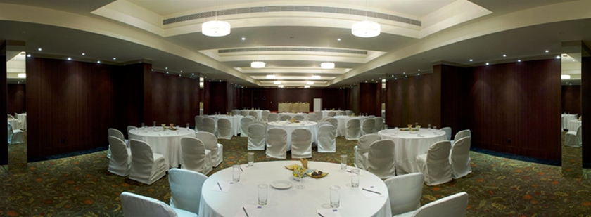 Imagen de los interiores del Hotel The Park Navi Mumbai. Foto 12