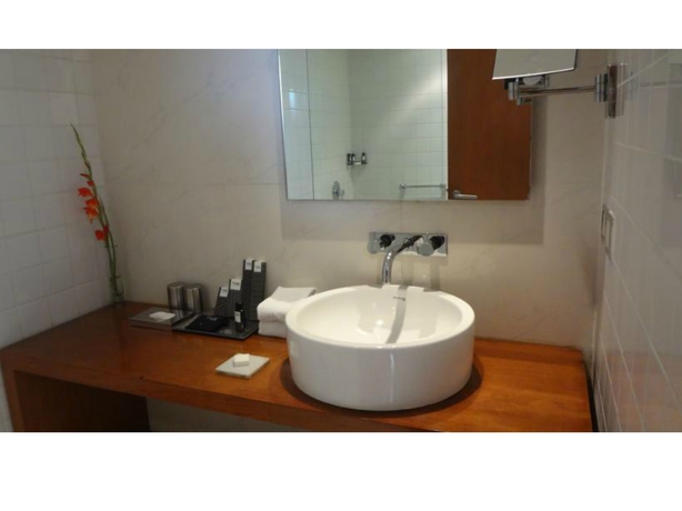 Imagen de la habitación del Hotel The Park Navi Mumbai. Foto 8