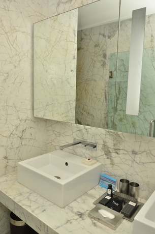 Imagen de la habitación del Hotel The Park New Delhi. Foto 8