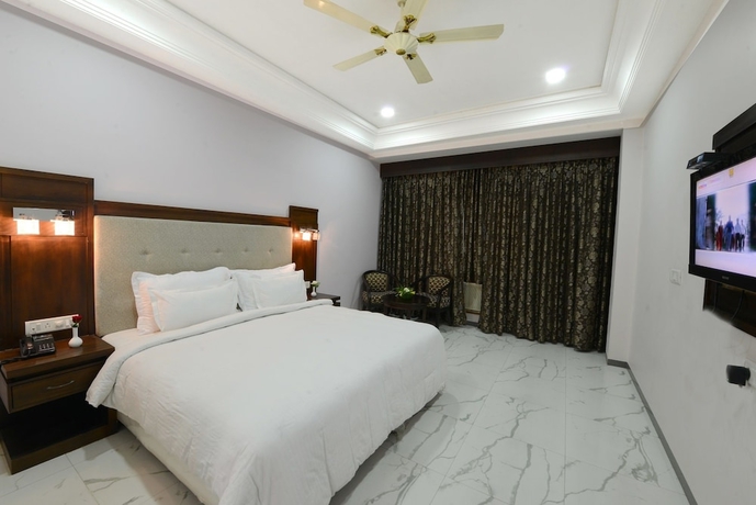 Imagen de la habitación del Hotel The Park Paradise, Bikaner. Foto 6