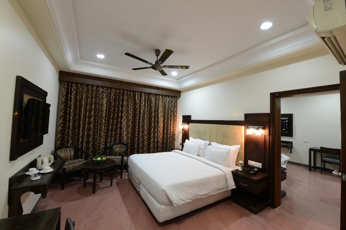 Imagen de la habitación del Hotel The Park Paradise, Bikaner. Foto 9