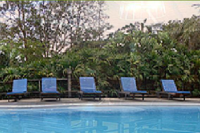 Imagen de la piscina del Hotel The Park Pattaya. Foto 11