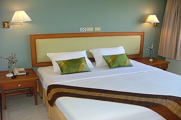 Imagen de la habitación del Hotel The Park Pattaya. Foto 8