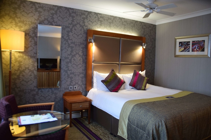 Imagen de la habitación del Hotel The Park Royal and Spa. Foto 7