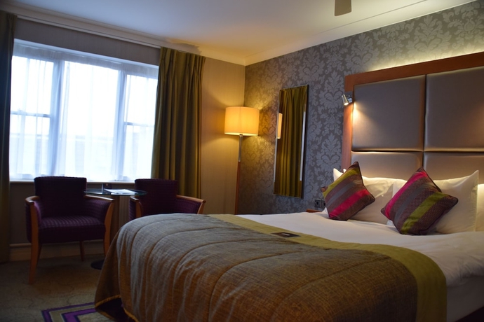 Imagen de la habitación del Hotel The Park Royal and Spa. Foto 9