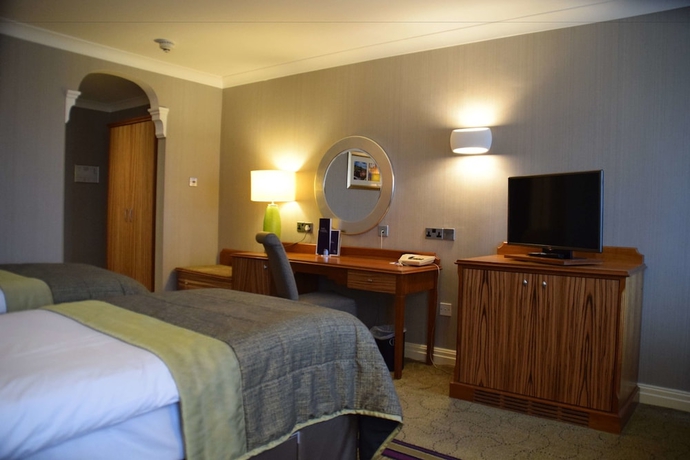 Imagen de la habitación del Hotel The Park Royal and Spa. Foto 13