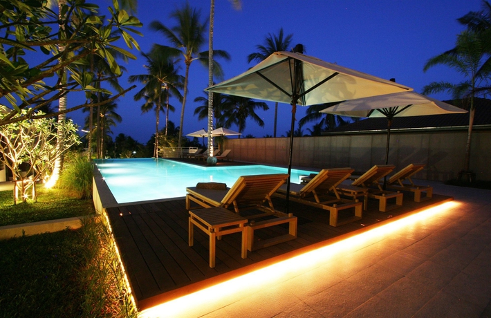 Imagen de la piscina del Hotel The Park Samui. Foto 16