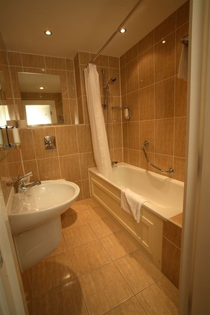 Imagen de la habitación del Hotel The Park, Sefton. Foto 7