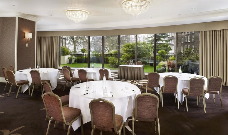 Imagen de los interiores del Hotel The Park Tower Knightsbridge, A Luxury Collection. Foto 9