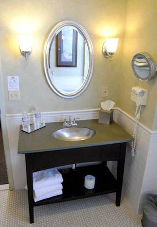 Imagen de la habitación del Hotel The Parker Inn and Suites. Foto 4