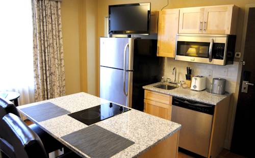 Imagen de la habitación del Hotel The Parker Inn and Suites. Foto 10