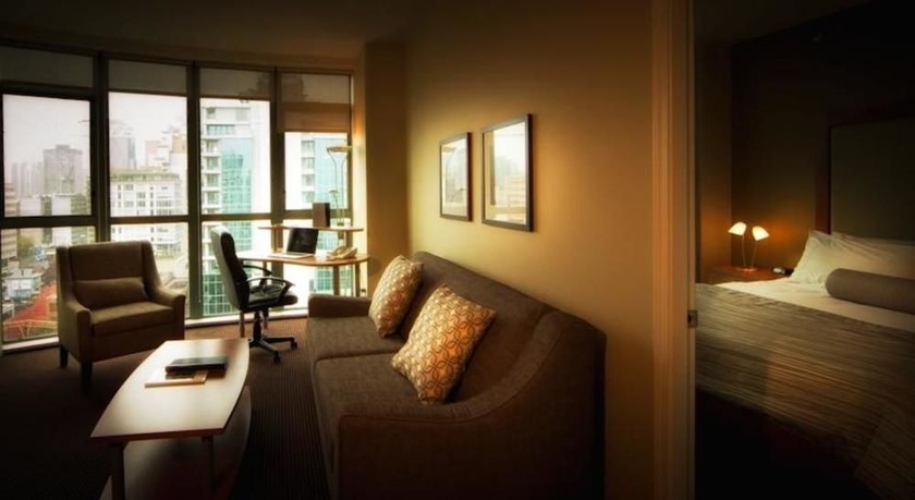 Imagen de la habitación del Hotel The Parker Vancouver. Foto 11