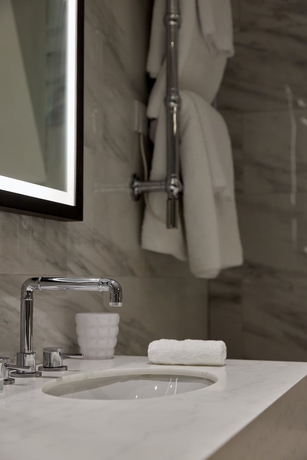 Imagen de la habitación del Hotel The Parkgate. Foto 11