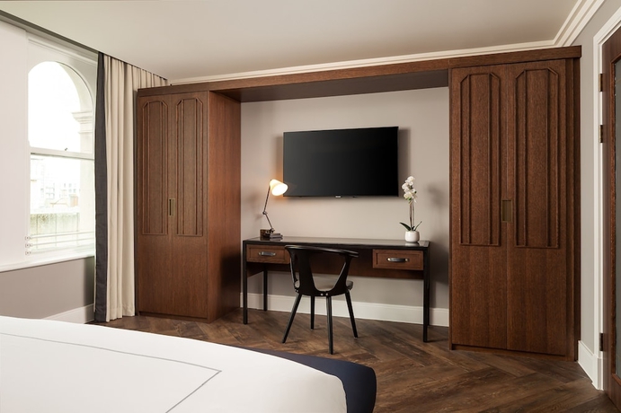 Imagen de la habitación del Hotel The Parkgate. Foto 17