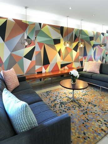 Imagen de los interiores del Hotel The Parkmore. Foto 10