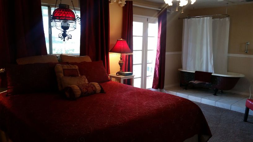 Imagen de la habitación del Hotel The Parks Inn Bed and Breakfast. Foto 5