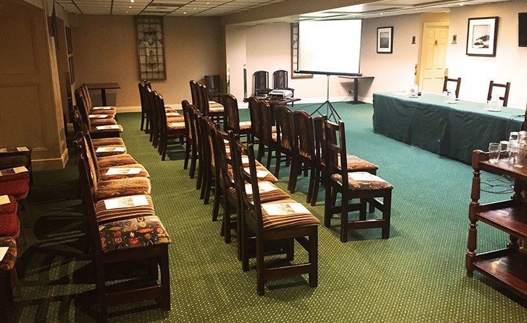 Imagen de los interiores del Hotel The Parkway. Foto 10