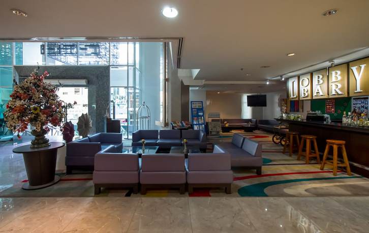 Imagen de los interiores del Hotel The Pattaya Discovery Beach Pattaya. Foto 10