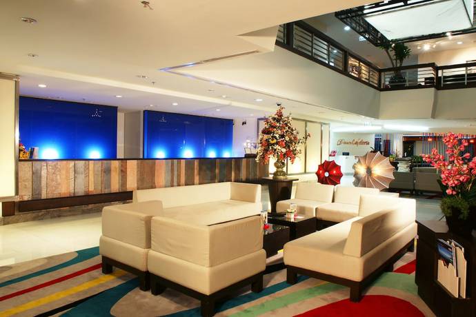 Imagen de los interiores del Hotel The Pattaya Discovery Beach Pattaya. Foto 12