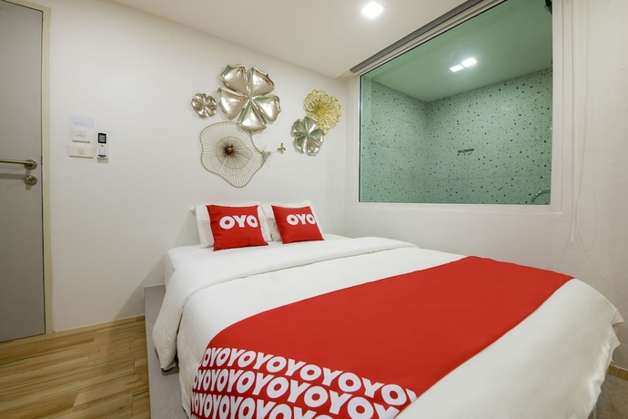 Imagen de la habitación del Hotel The Pattaya Story Poshtel. Foto 3