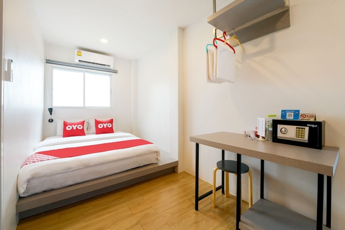 Imagen de la habitación del Hotel The Pattaya Story Poshtel. Foto 15
