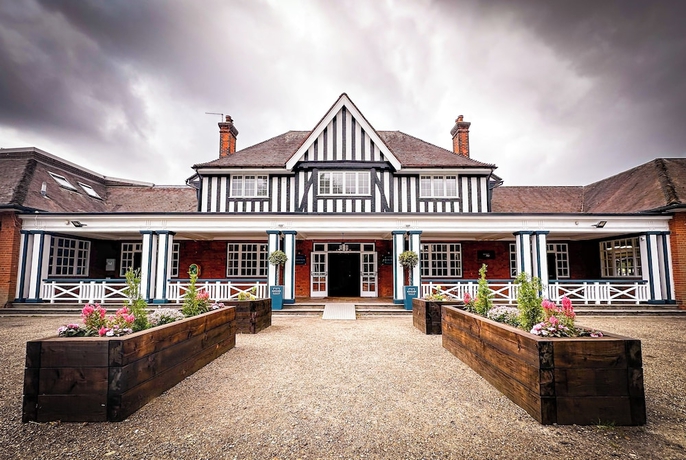 Imagen general del Hotel The Pavilion Bisley. Foto 1