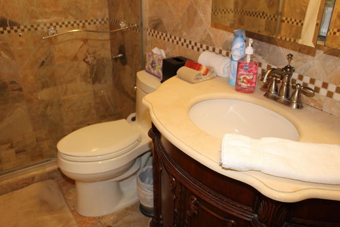 Imagen de la habitación del Hotel The Pavilion Residences. Foto 3