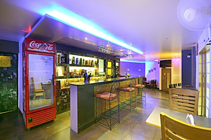 Imagen del bar/restaurante del Hotel The Pavillion. Foto 19