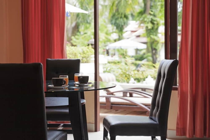 Imagen de la habitación del Hotel The Pe La Resort, Phuket. Foto 10