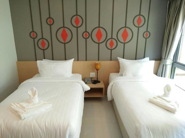 Imagen de la habitación del Hotel The Peak Chanthaburi. Foto 11