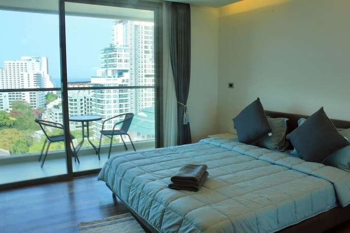 Imagen de la habitación del Hotel The Peak Towers By Mypattayaholiday. Foto 3