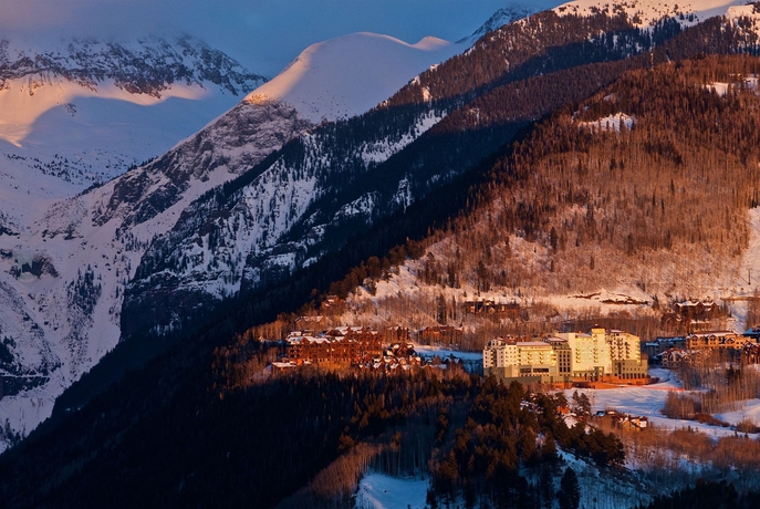 Imagen general del Hotel The Peaks Resort and Spa. Foto 3