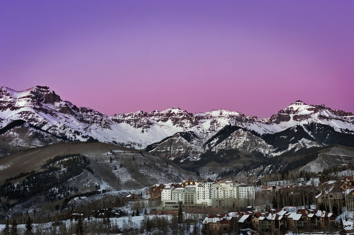 Imagen general del Hotel The Peaks Resort and Spa. Foto 2