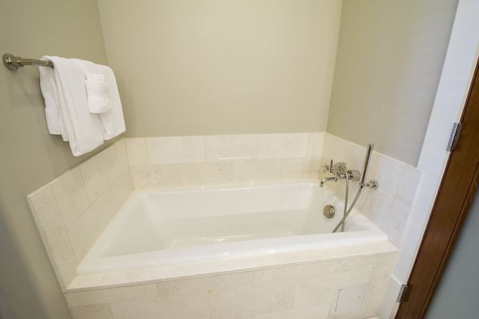 Imagen de la habitación del Hotel The Pearl. Foto 7