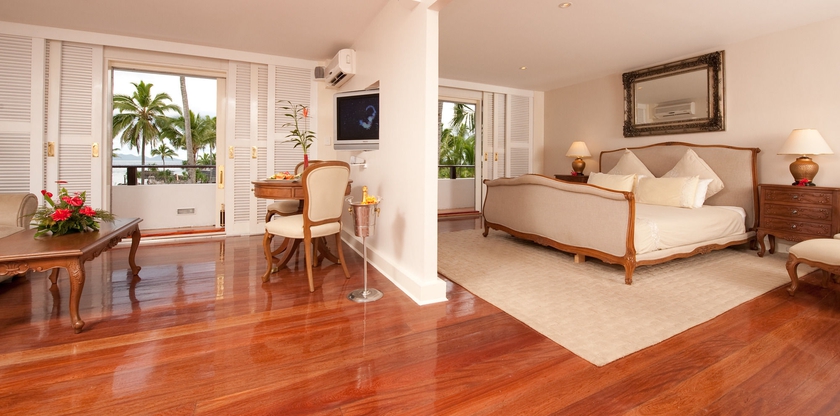 Imagen de la habitación del Hotel The Pearl South Pacific Resort. Foto 10
