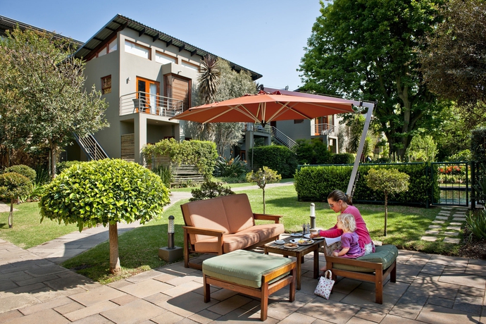 Imagen de los exteriores del Hotel The Peech. Foto 12