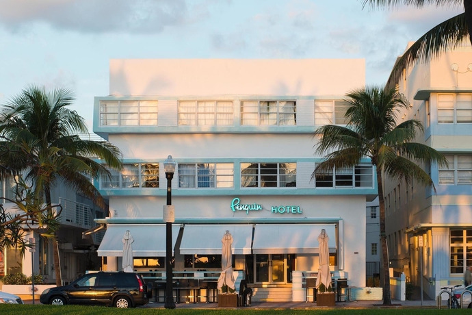 Imagen de los exteriores del Hotel The Penguin. Foto 13