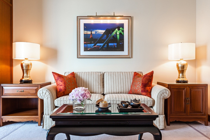 Imagen de los interiores del Hotel The Peninsula Bangkok. Foto 14