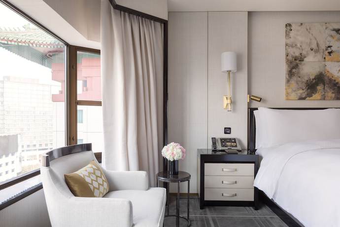 Imagen de la habitación del Hotel The Peninsula Beijing. Foto 17